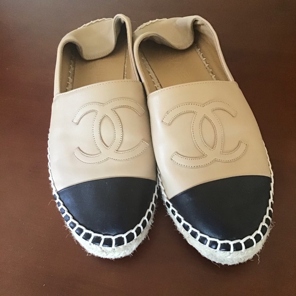 Chanel authentic lambskin cap toe espadrille flats beige/ black Sz 38 US 7.5/8 - Picture 2 of 10